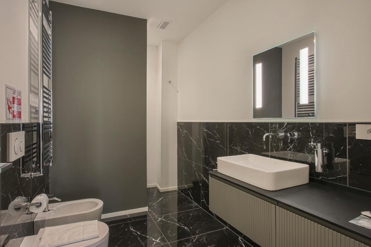 Milan Lovely Apartment-Hosted By Sweetstay المظهر الخارجي الصورة